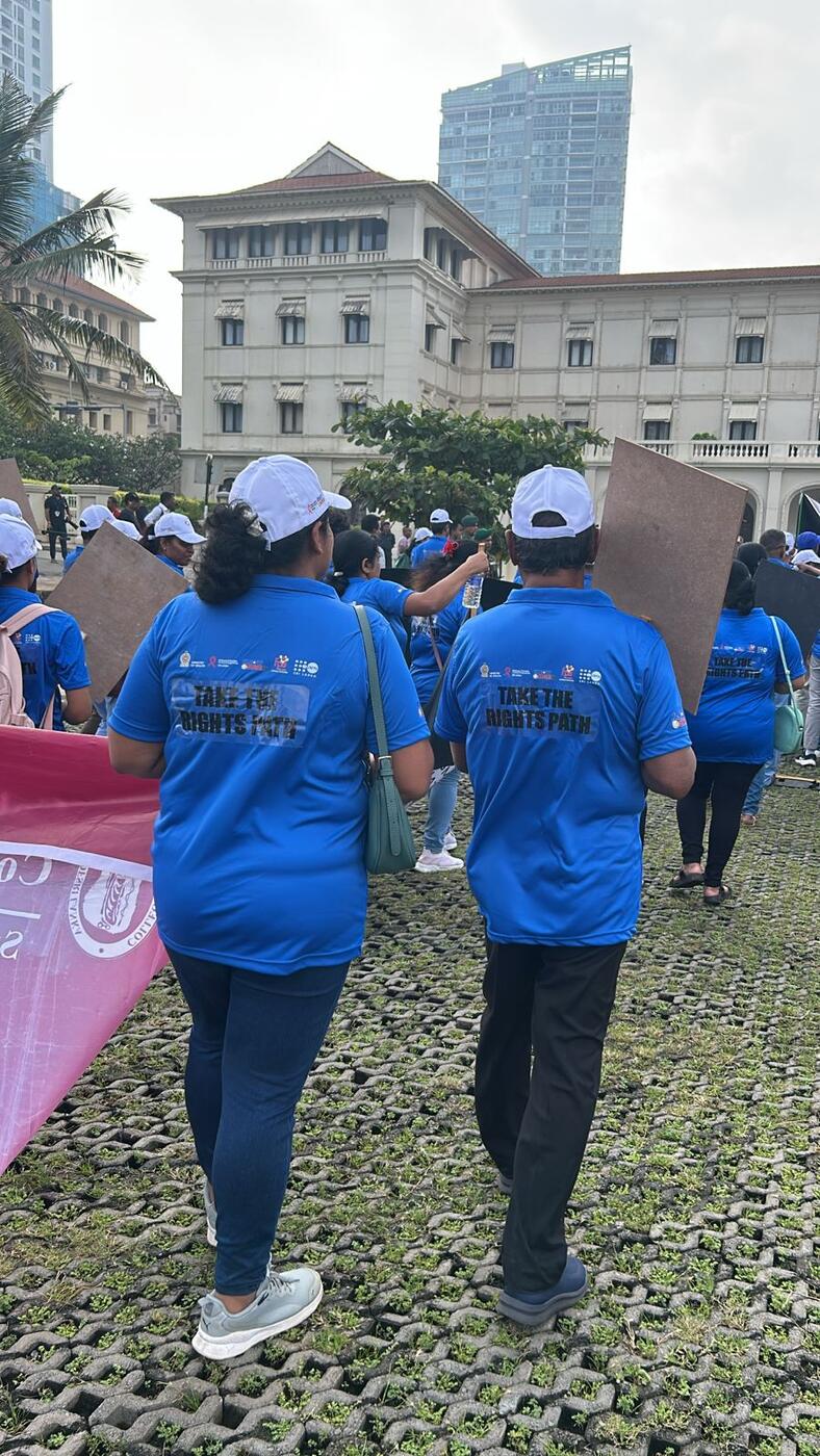 On World AIDS Day, UNFPA Sri Lanka collaborated with the annual National STD/AIDS Control Programme walk to raise awareness, promote action, and challenge the stigma surrounding HIV.