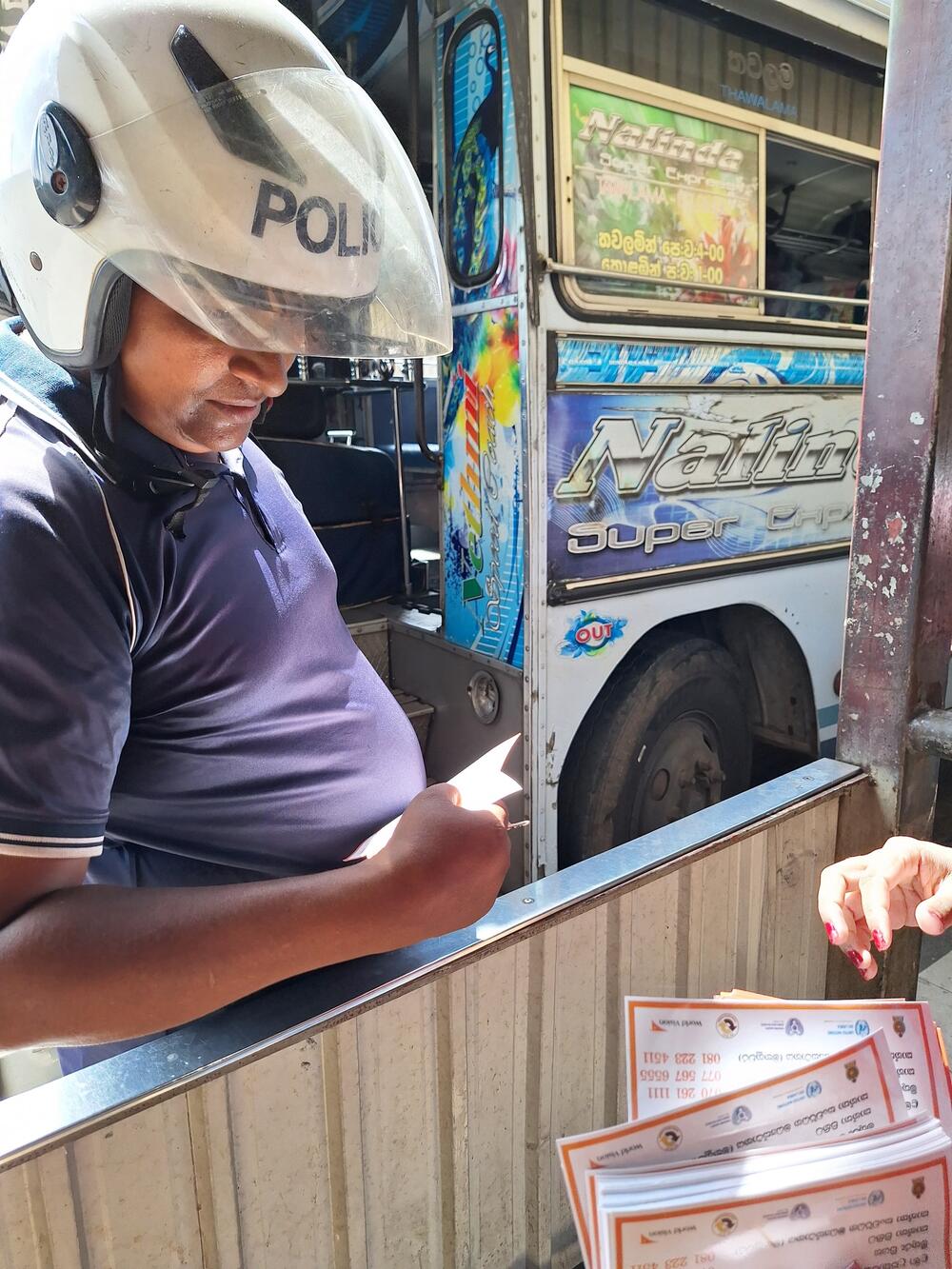 As part of the global 16 Days of Activism Against Gender-Based Violence, UNFPA Sri Lanka, in collaboration with the National Transport Commission and other partners, launched a sticker campaign at the Bastian Mawatha Bus Terminal in Colombo. 