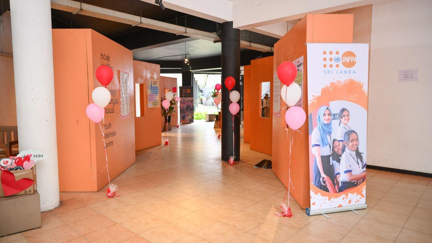 In collaboration with UNFPA and FPA Sri Lanka,  with huge participation from excited students, the Youth Wellness Centre at University of Colombo hosted Happy Healthy Love 2025 on Valentine’s Day! 