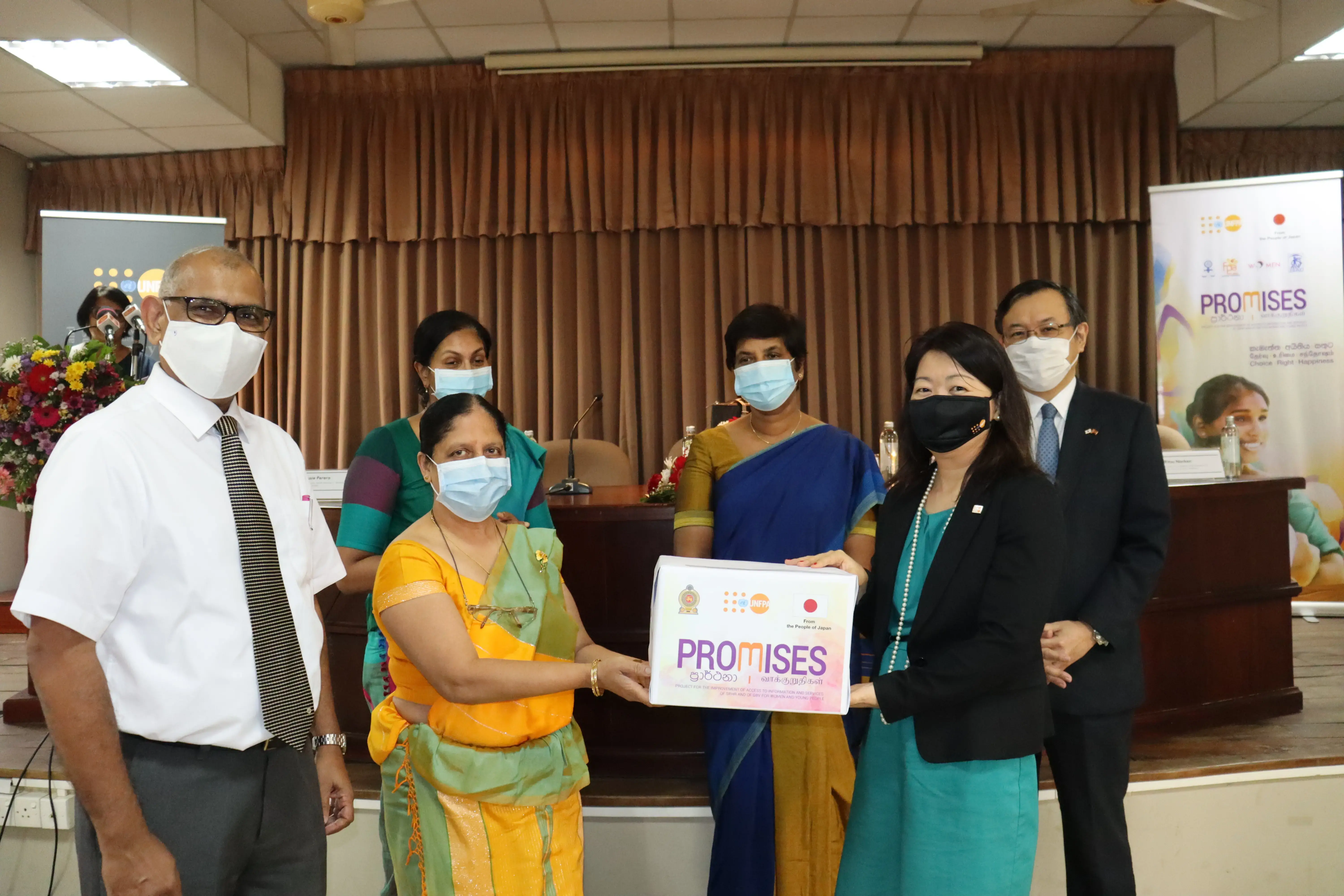 UNFPA Sri Lanka and the Government of Japan support the Ministry of Health to strengthen access to sexual and reproductive health services amidst COVID-19